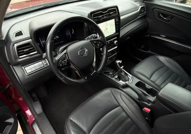 SSANGYONG/KGM Tivoli 1.5 T-GDI 2WD Automatik Sapphire