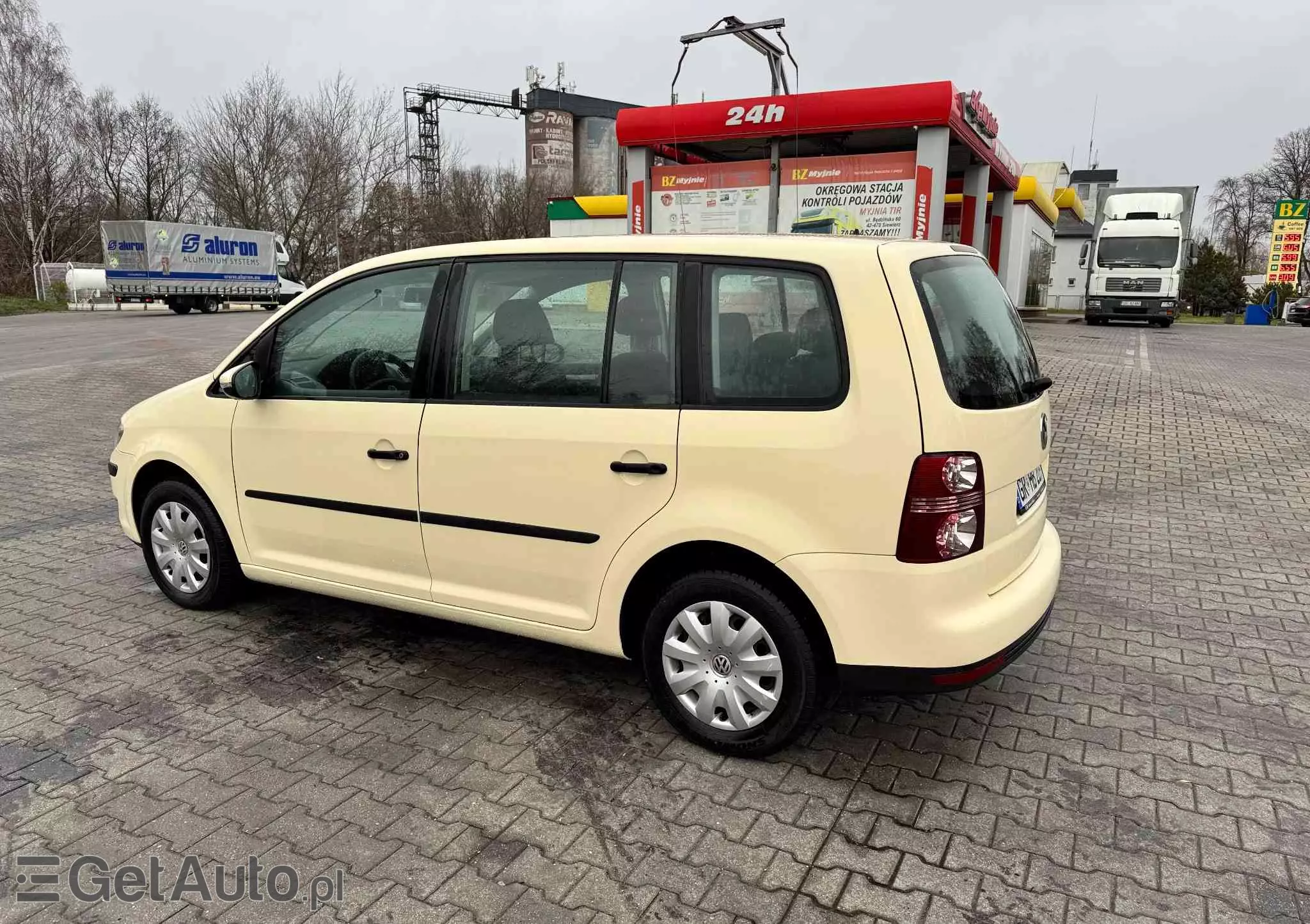 VOLKSWAGEN Touran 1.9 TDI Conceptline