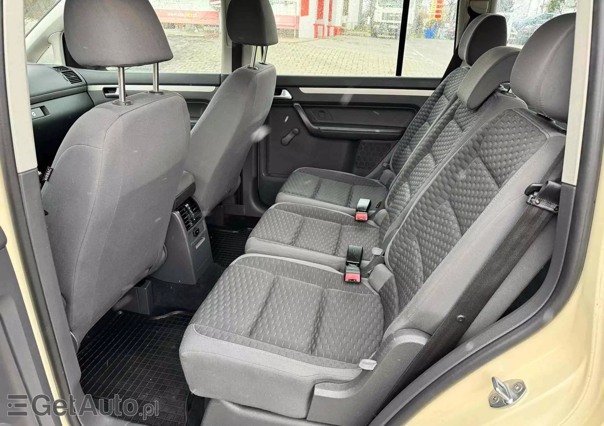 VOLKSWAGEN Touran 1.9 TDI Conceptline