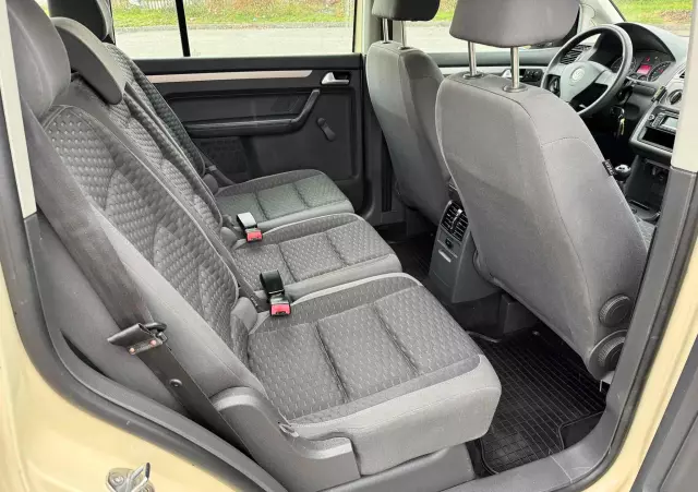 VOLKSWAGEN Touran 1.9 TDI Conceptline