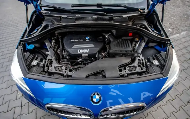 BMW Seria 2 220d GT xDrive M Sport