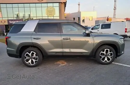 SSANGYONG/KGM Torres 