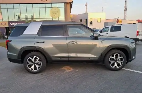 SSANGYONG/KGM Torres 