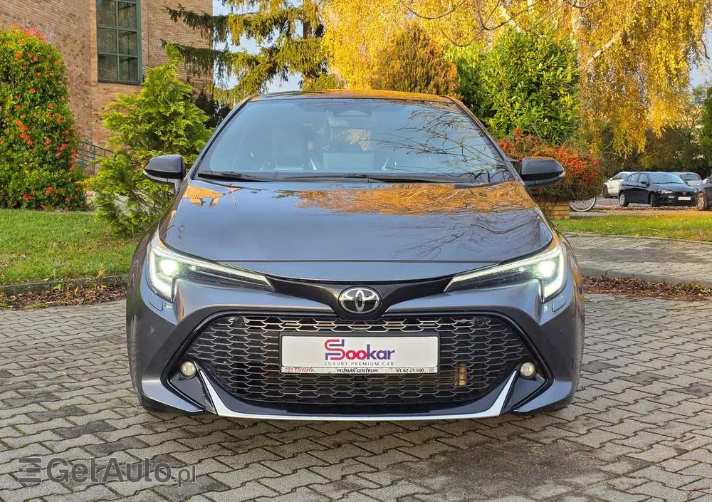 TOYOTA Corolla 1.8 Hybrid GR Sport