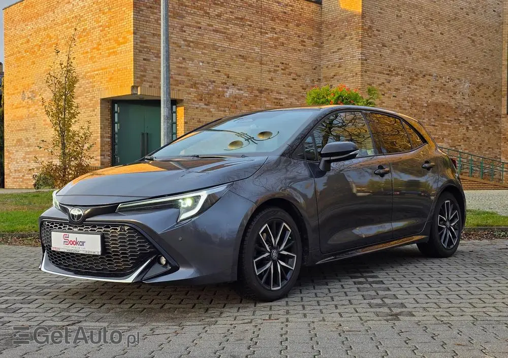 TOYOTA Corolla 1.8 Hybrid GR Sport