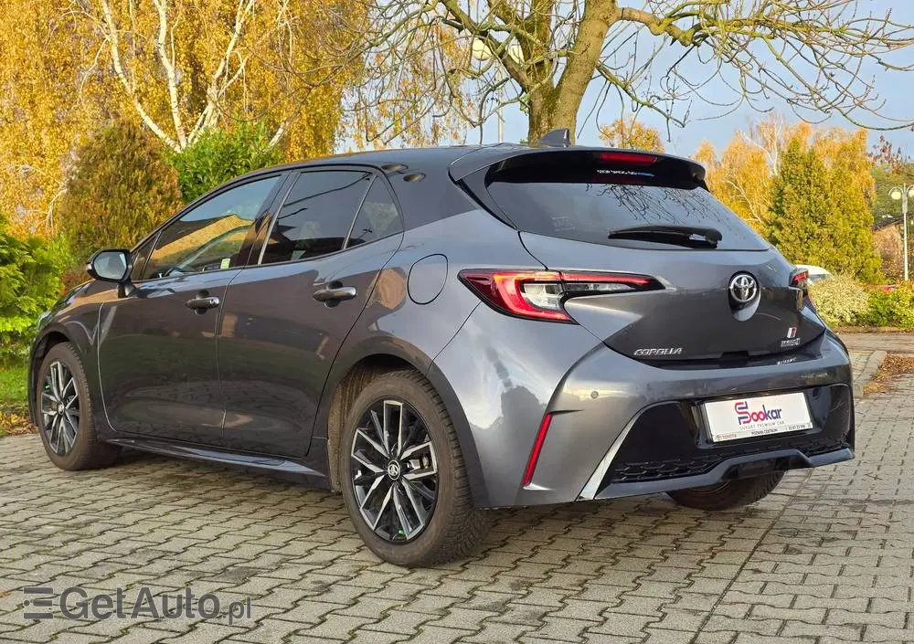 TOYOTA Corolla 1.8 Hybrid GR Sport