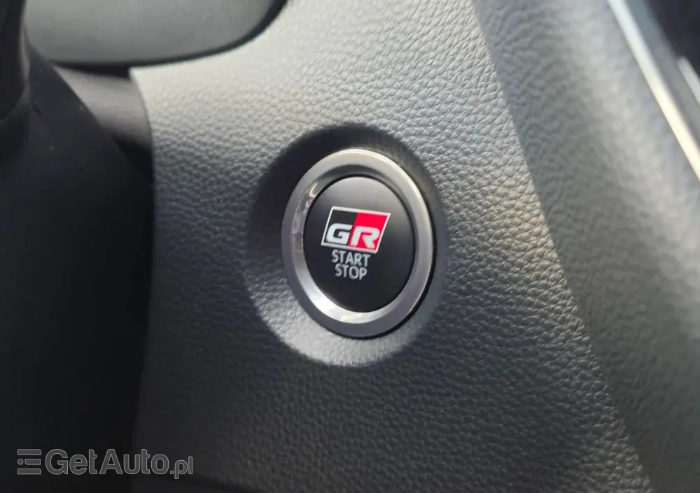 TOYOTA Corolla 1.8 Hybrid GR Sport