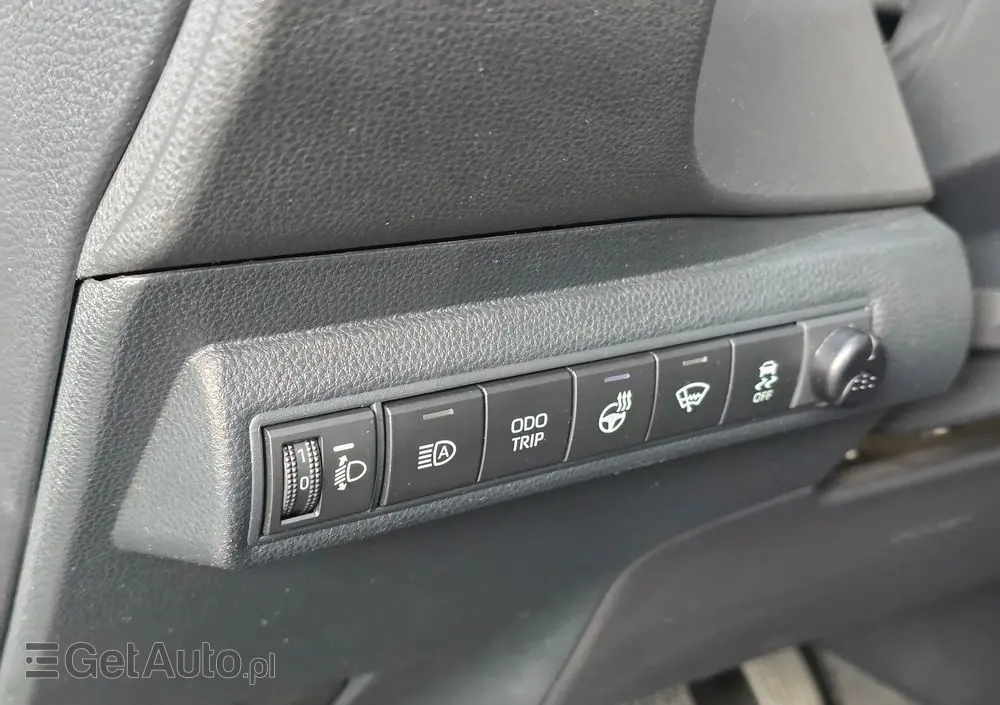 TOYOTA Corolla 1.8 Hybrid GR Sport