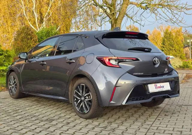 TOYOTA Corolla 1.8 Hybrid GR Sport
