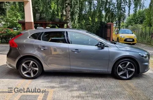 VOLVO V40 Kinetic Getr