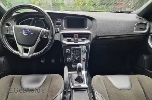 VOLVO V40 Kinetic Getr