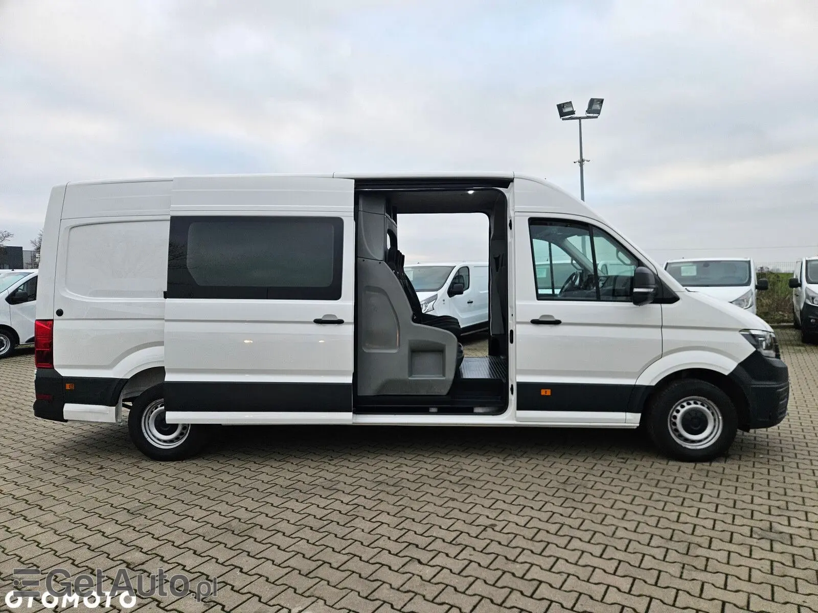 VOLKSWAGEN Crafter L