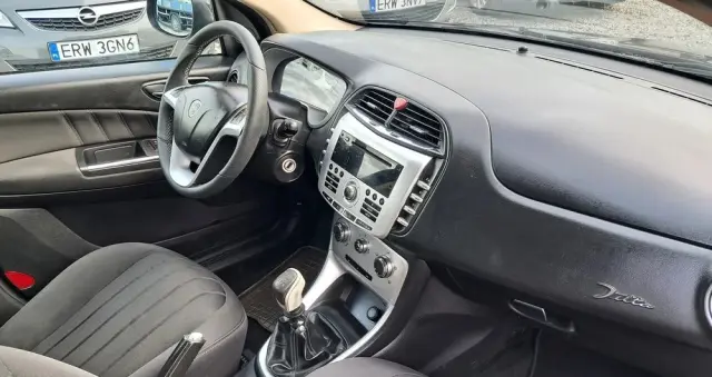 LANCIA Delta 1.4 T-Jet 16v Oro