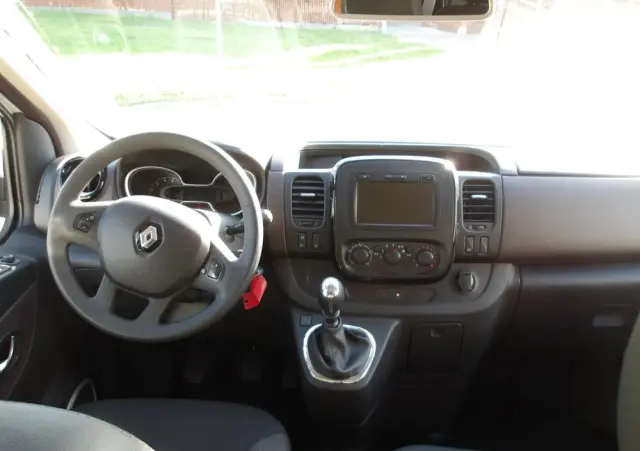 RENAULT Trafic Grand Passenger 2,9t Pack Clim