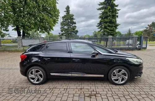 DS 5 