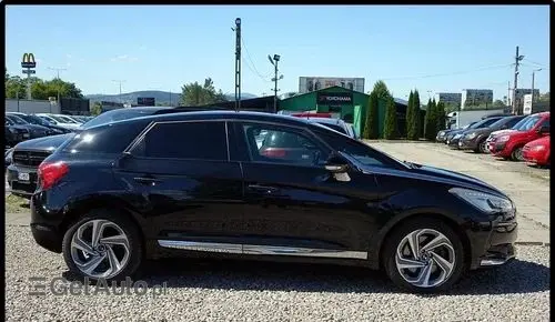 DS 5 