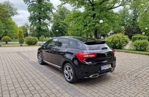 DS 5 