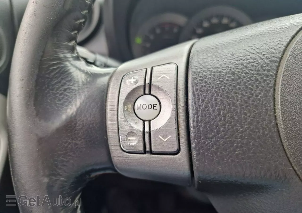 TOYOTA RAV4 2.0 4x4 Team