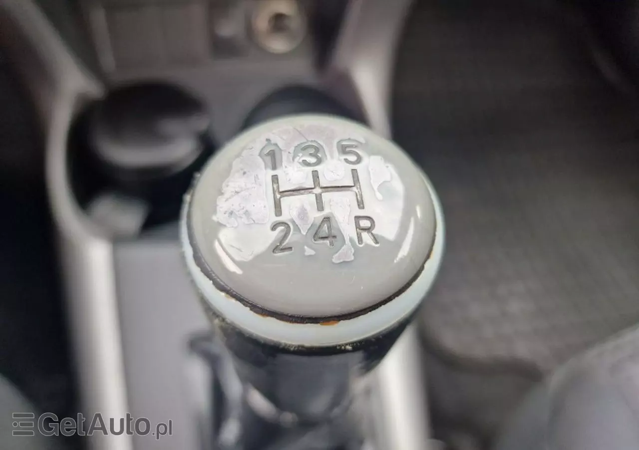 TOYOTA RAV4 2.0 4x4 Team