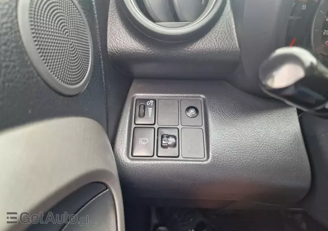 TOYOTA RAV4 2.0 4x4 Team