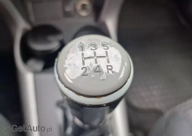 TOYOTA RAV4 2.0 4x4 Team