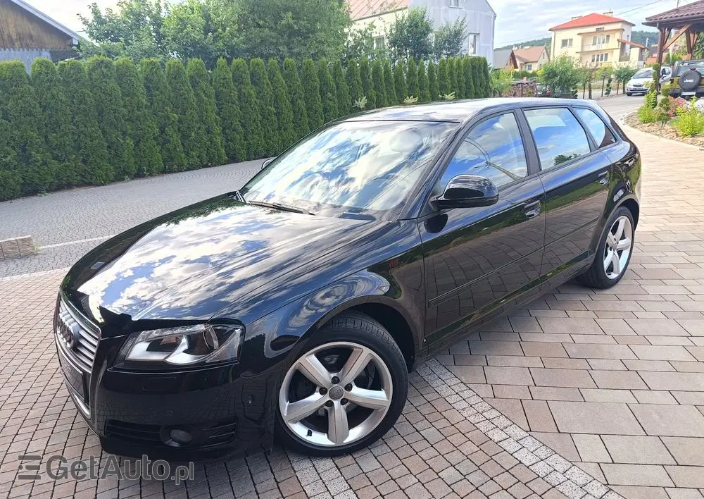 AUDI A3 Sportback 