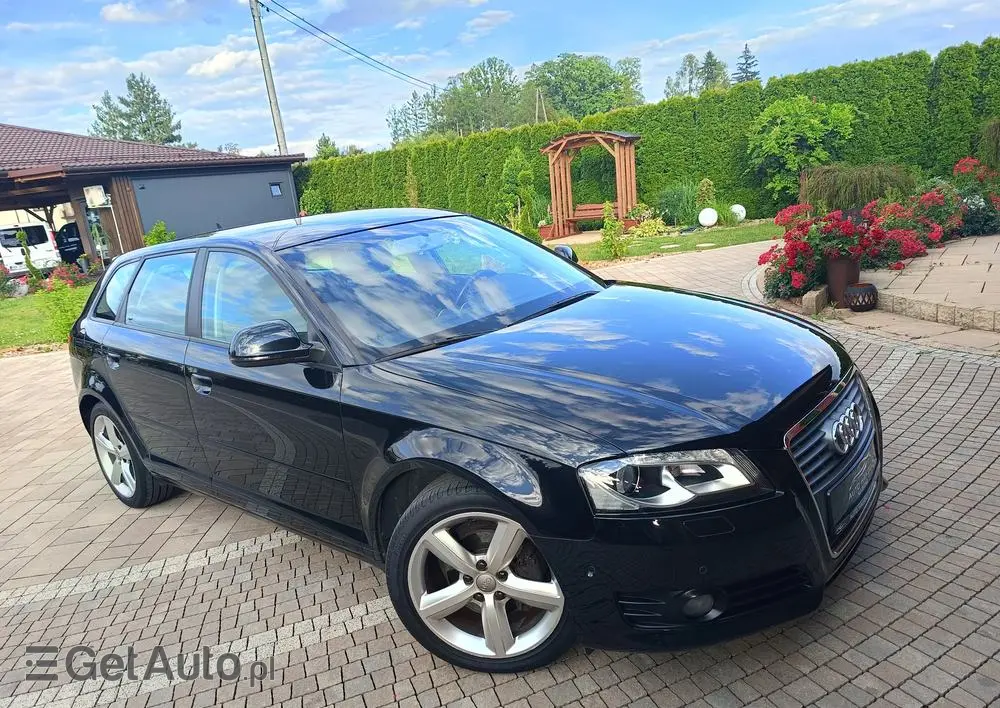 AUDI A3 Sportback 