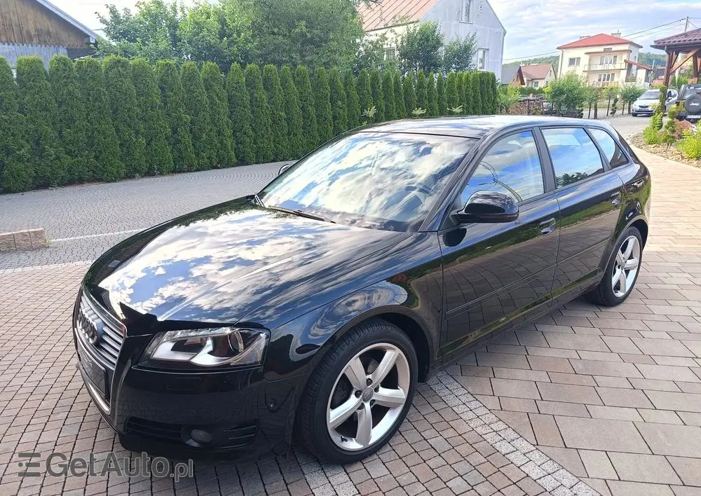 AUDI A3 Sportback 