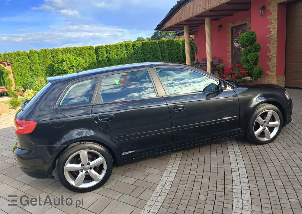 AUDI A3 Sportback 