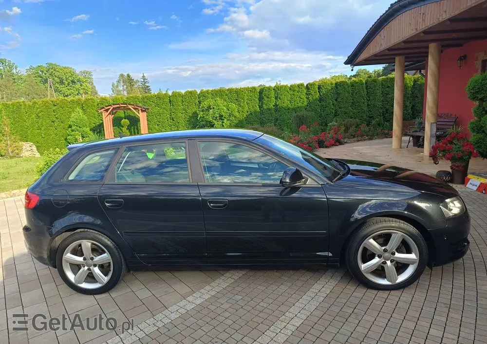 AUDI A3 Sportback 