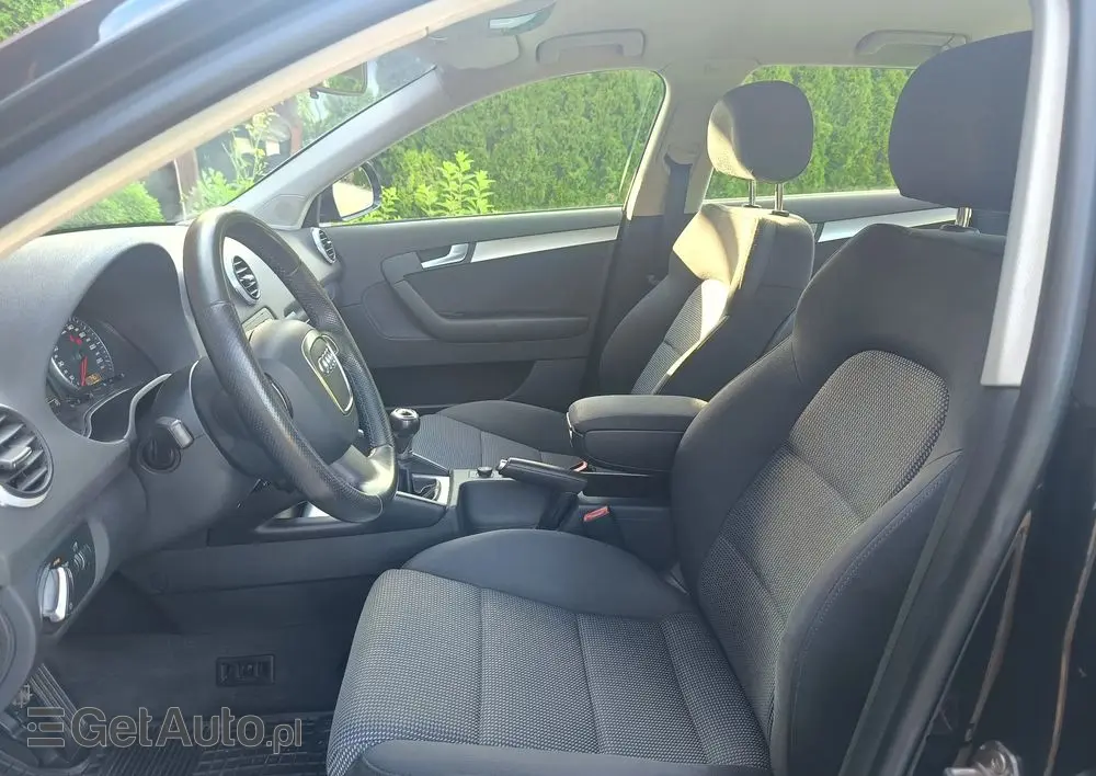 AUDI A3 Sportback 