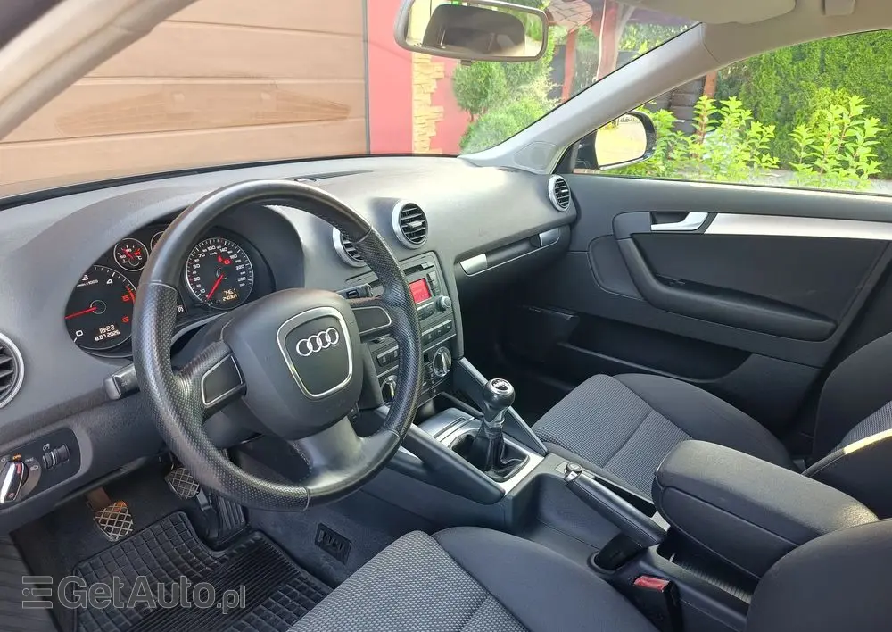 AUDI A3 Sportback 