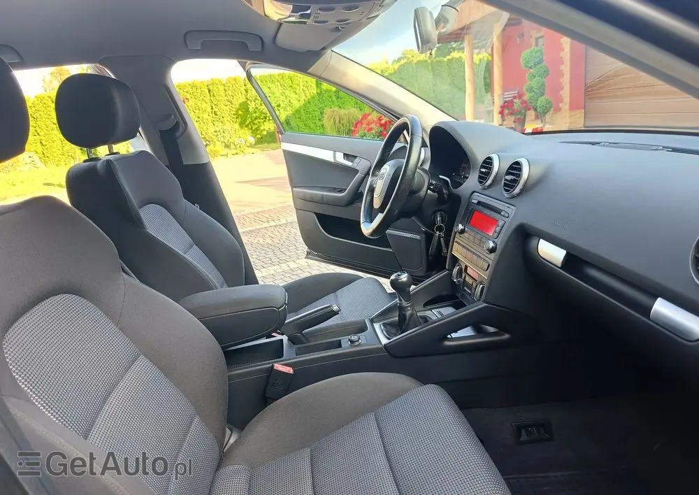 AUDI A3 Sportback 
