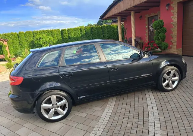 AUDI A3 Sportback 