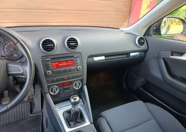 AUDI A3 Sportback 
