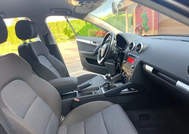 AUDI A3 Sportback 