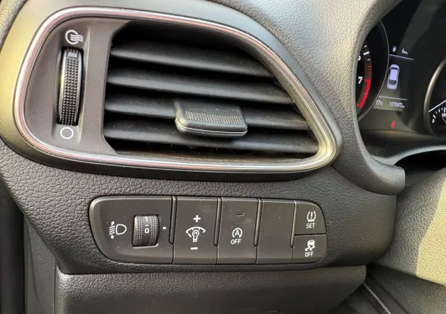 HYUNDAI I30 1.0 T-GDI Classic + DCT