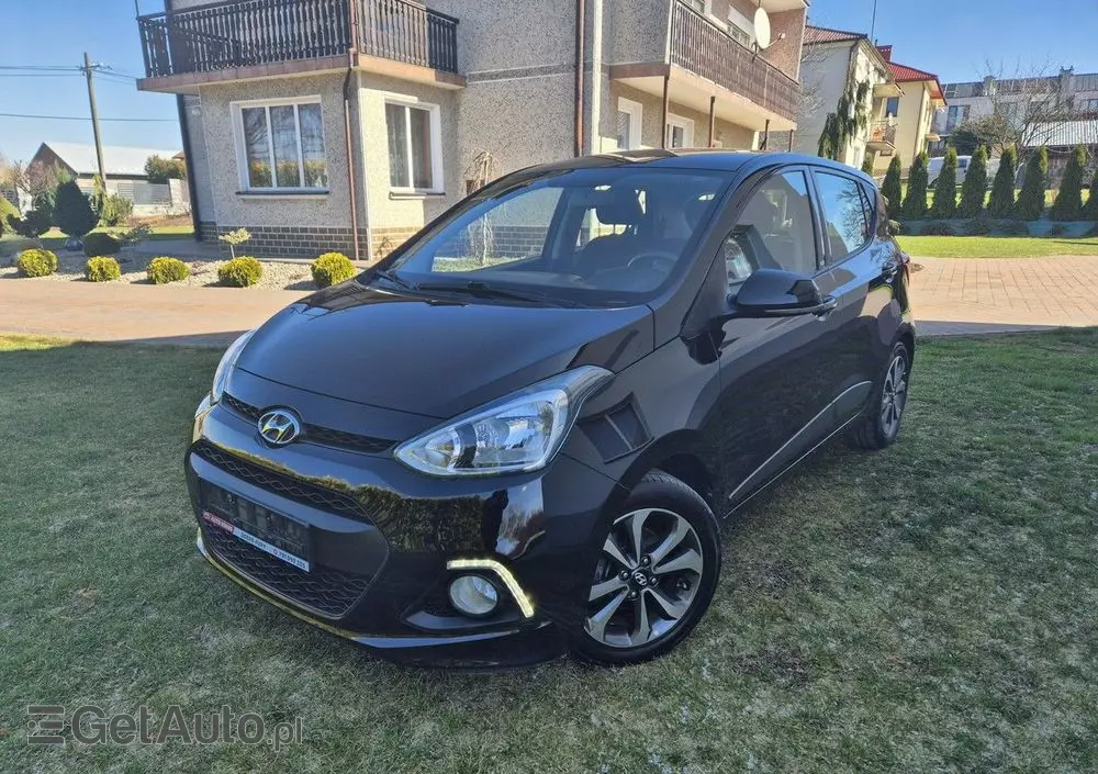 HYUNDAI I10 1.0 Fifa World Cup Edition