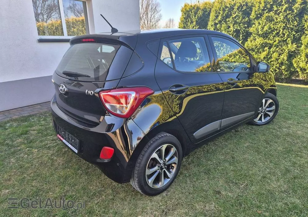 HYUNDAI I10 1.0 Fifa World Cup Edition