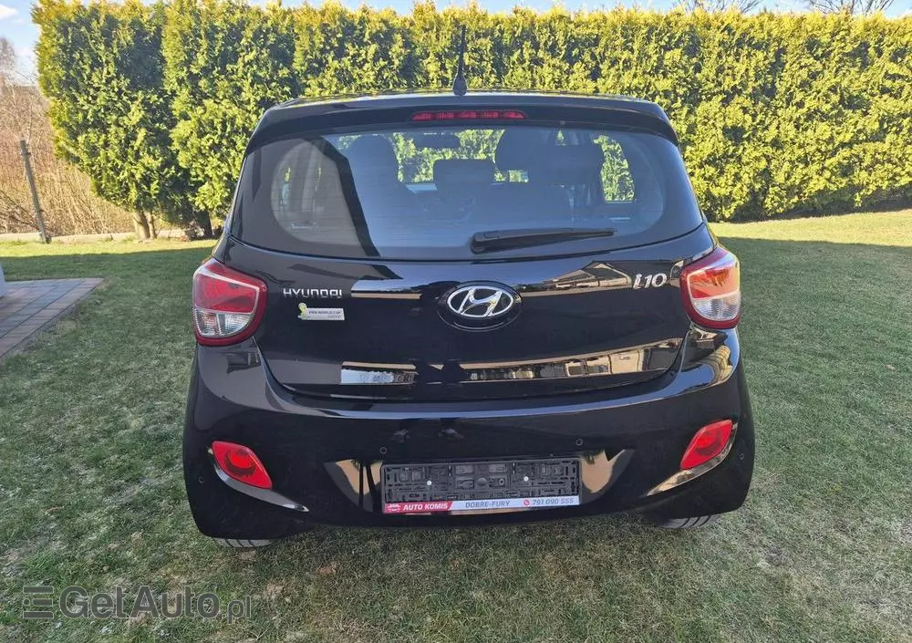 HYUNDAI I10 1.0 Fifa World Cup Edition