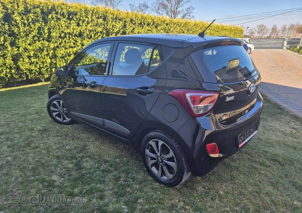 HYUNDAI I10 1.0 Fifa World Cup Edition
