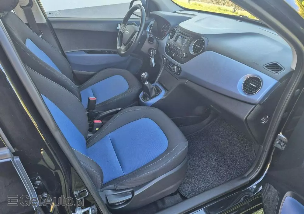 HYUNDAI I10 1.0 Fifa World Cup Edition