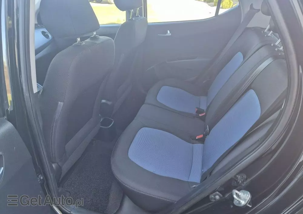 HYUNDAI I10 1.0 Fifa World Cup Edition