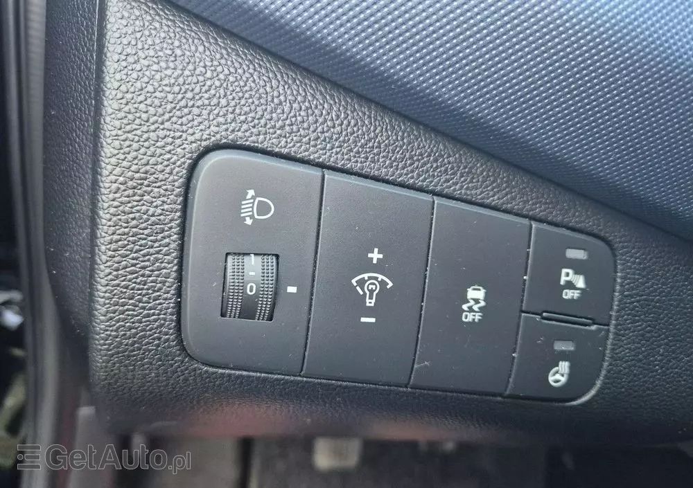 HYUNDAI I10 1.0 Fifa World Cup Edition