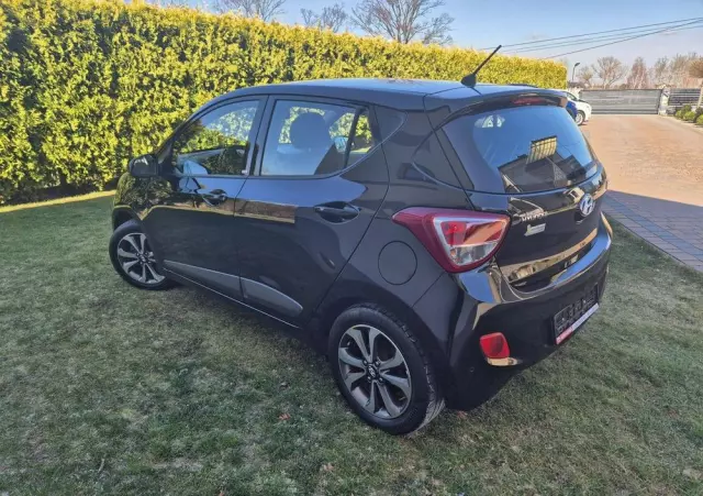 HYUNDAI I10 1.0 Fifa World Cup Edition