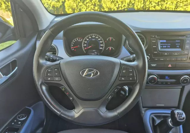 HYUNDAI I10 1.0 Fifa World Cup Edition