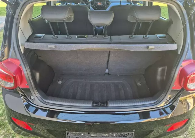 HYUNDAI I10 1.0 Fifa World Cup Edition