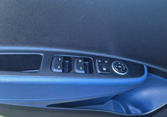 HYUNDAI I10 1.0 Fifa World Cup Edition