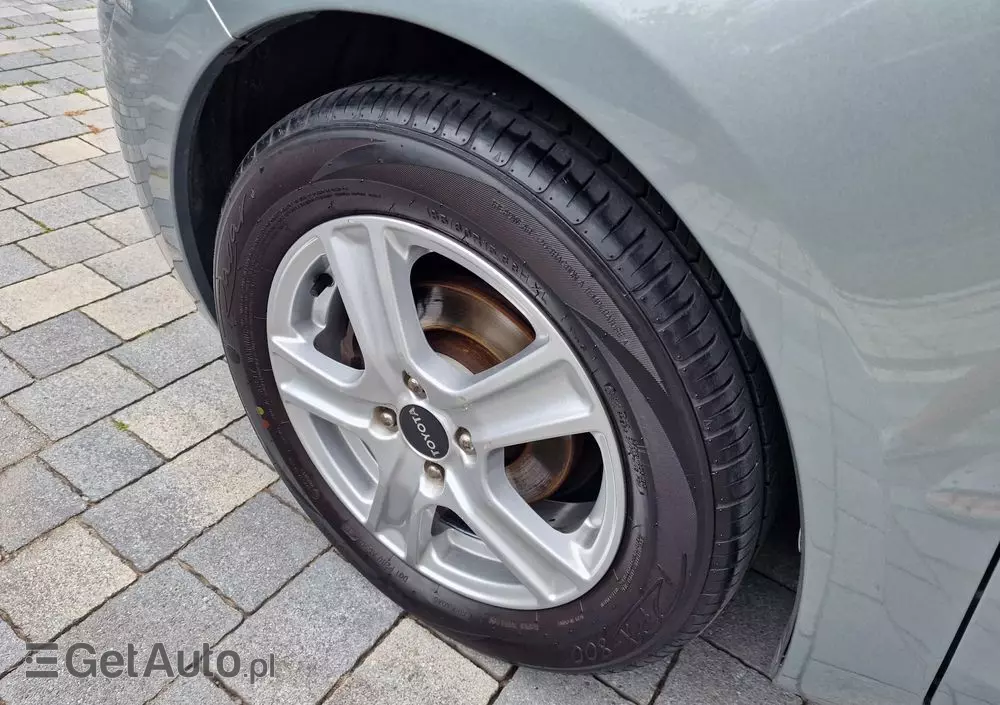 TOYOTA Yaris 1.33 VVT-i Sol