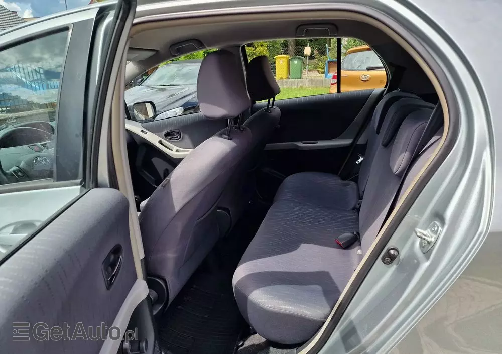 TOYOTA Yaris 1.33 VVT-i Sol